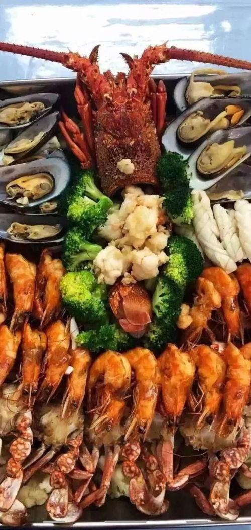 亮哥美食爆料视频,探寻地道美食背后的故事